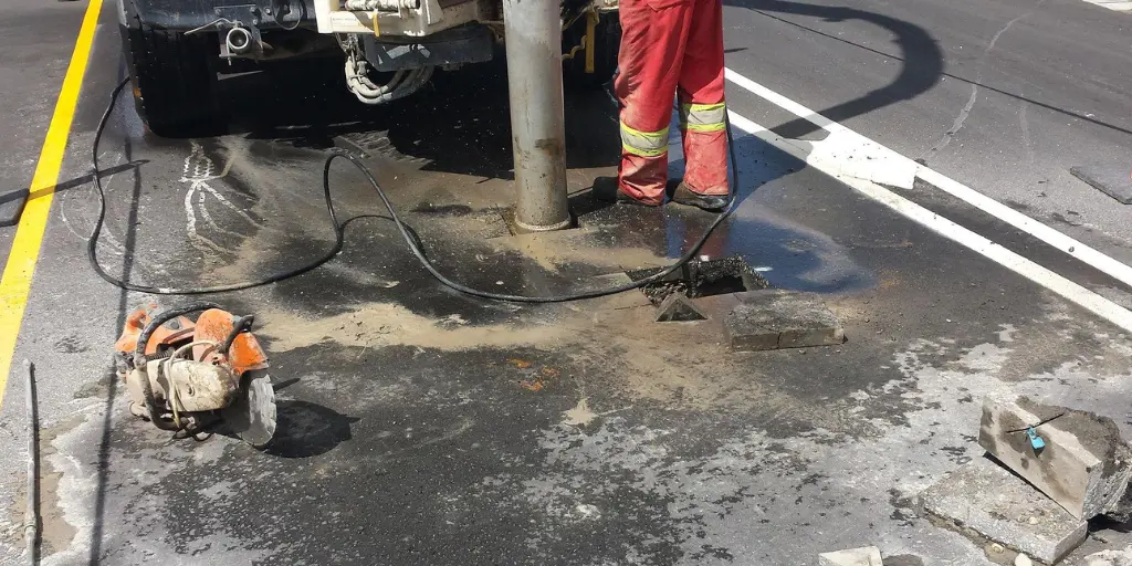 Hydro excavation vs mechanical excavation Brisbane comparison on urban construction site